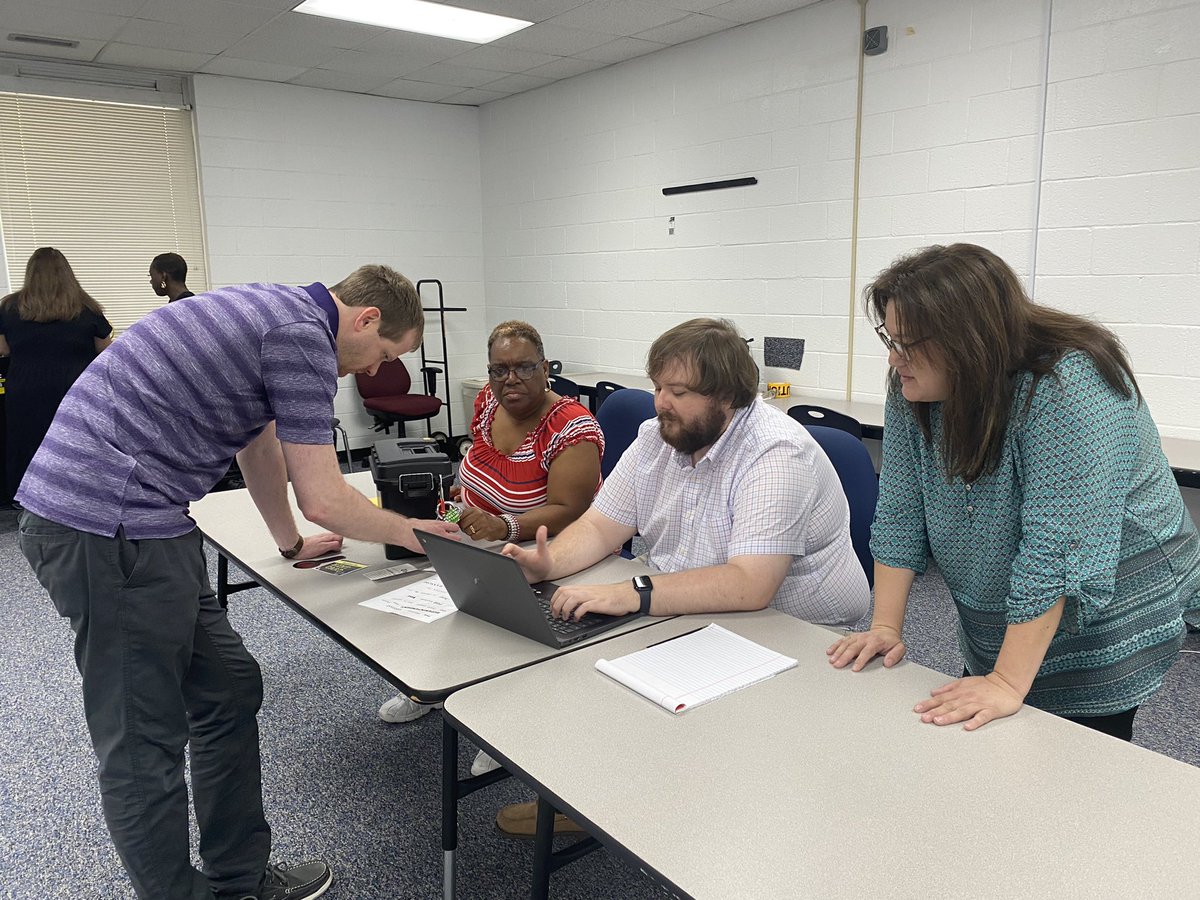 BTs review standards through breakout boxes.