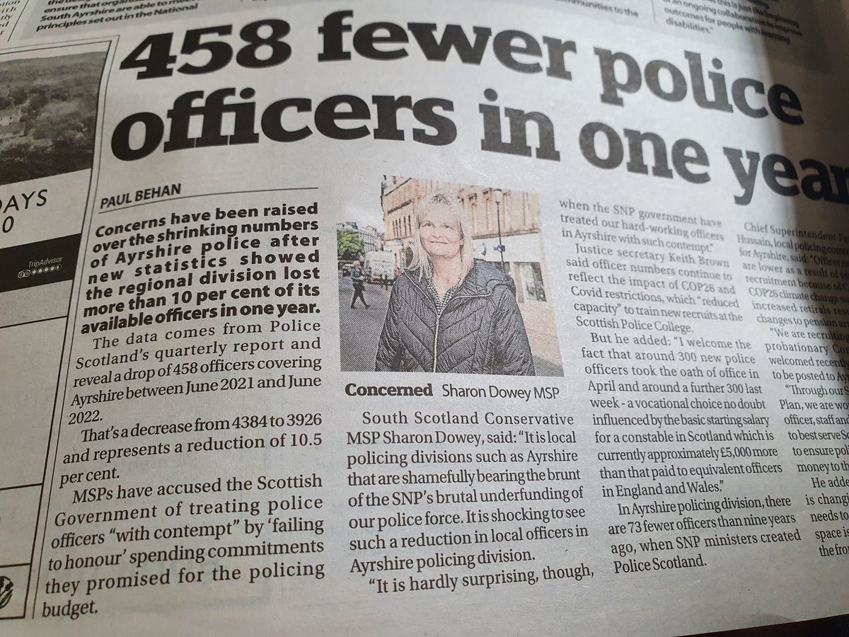 NotOneRogueCop's tweet photo. That's still about 1 cop for every 90 people. With public sector spending continually decreasing we desperately need to divert money to services which tackle the root causes of violence and abuse. That isn't the polis. #NotOneRogueCop https://t.co/oQ4gOoDhz1