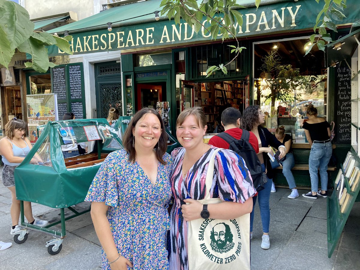 lizadeblock's tweet photo. Watching @NatalieC_Author sign copies of #BelieveMeNot in Paris at @Shakespeare_Co has been an absolute dream!! She even sold her own book to a reader in the store! What an epic author! I’m so proud to represent you and your incredible book 🤩 https://t.co/wYFA1swP67