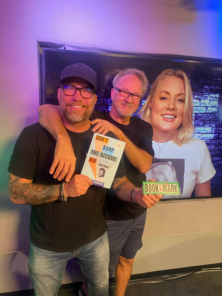 955KLOS's tweet photo. Such a treat having the legendary #MarkThompson back on KLOS this morning w/ @heidiandfrank_ ⚡️⚡️ We love these BookMARKS 😂 Check out Mark’s new book “Don’t Bump The Record Kid. My Adventures With Mark And Brian,” which you can order on https://t.co/Zq1mWCqdu6.
#MarkAndBrian https://t.co/kebSmenO2L