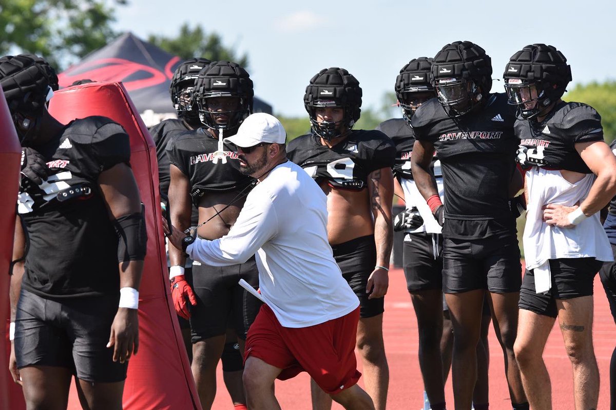 DU_Football's tweet photo. Always preparing #DLwork https://t.co/JFFZz52BgL
