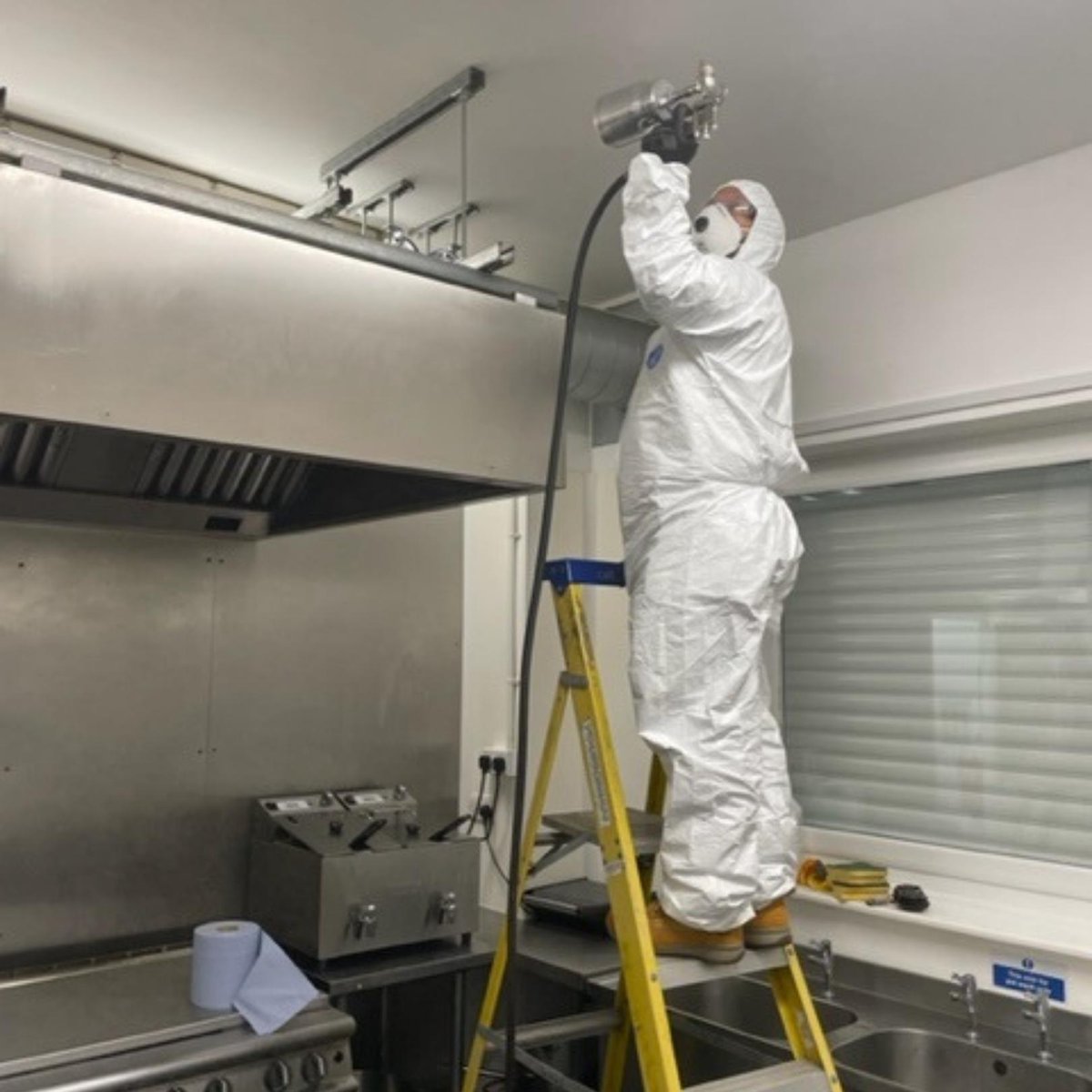 BYDSolutionsltd's tweet image. BTS of BYDS… 👇

What do you do when a client is concerned about exhaust fumes entering the kitchen and lingering smells heading in the bar area? You assess the area, apply COATYSAFE and SAFETYTOUCH, and watch the results speak for themselves 👀

#BYDS #BYDSolutions