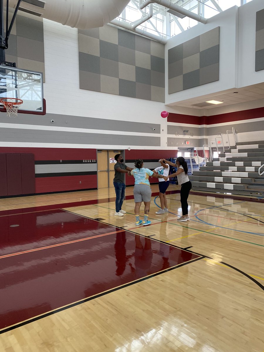 pgcpspe's tweet photo. Community building, team work, collaboration, and so much more happen in @pgcps PE! #PEIP22 https://t.co/1ZHVV3N6zC