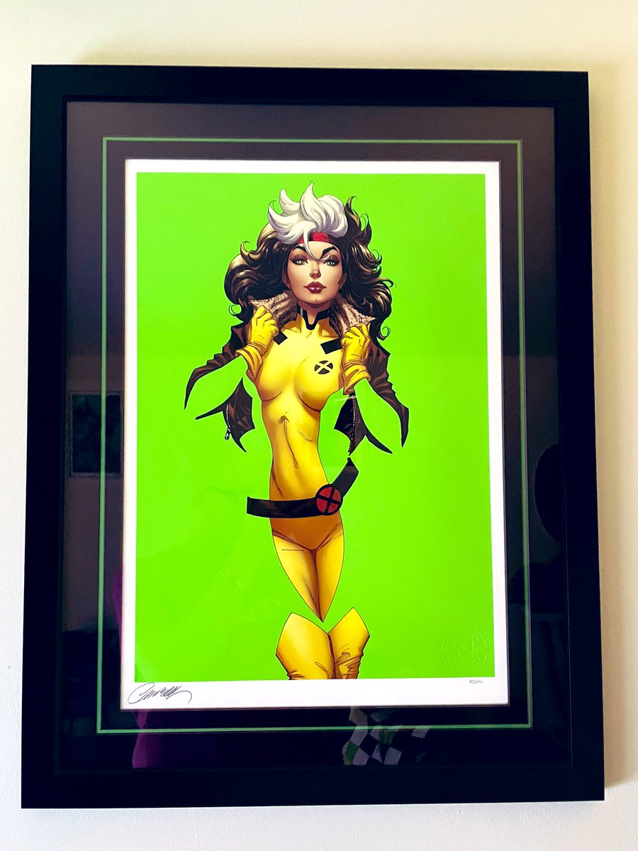 BabeBro's tweet photo. Jeesh! The beauty is unbearable! Thank you @SideshowFineArt @collectsideshow for this amazing @JScottCampbell framed #Rogue print! My favorite @Marvel character depicted perfectly! 💚💛
.
.
.
#SideShowArtPrint #Rogue #Xmen #Avengers #JScottCampbell #RogueFan #AnnaMarie #NYC https://t.co/NQZqAcI0ZM