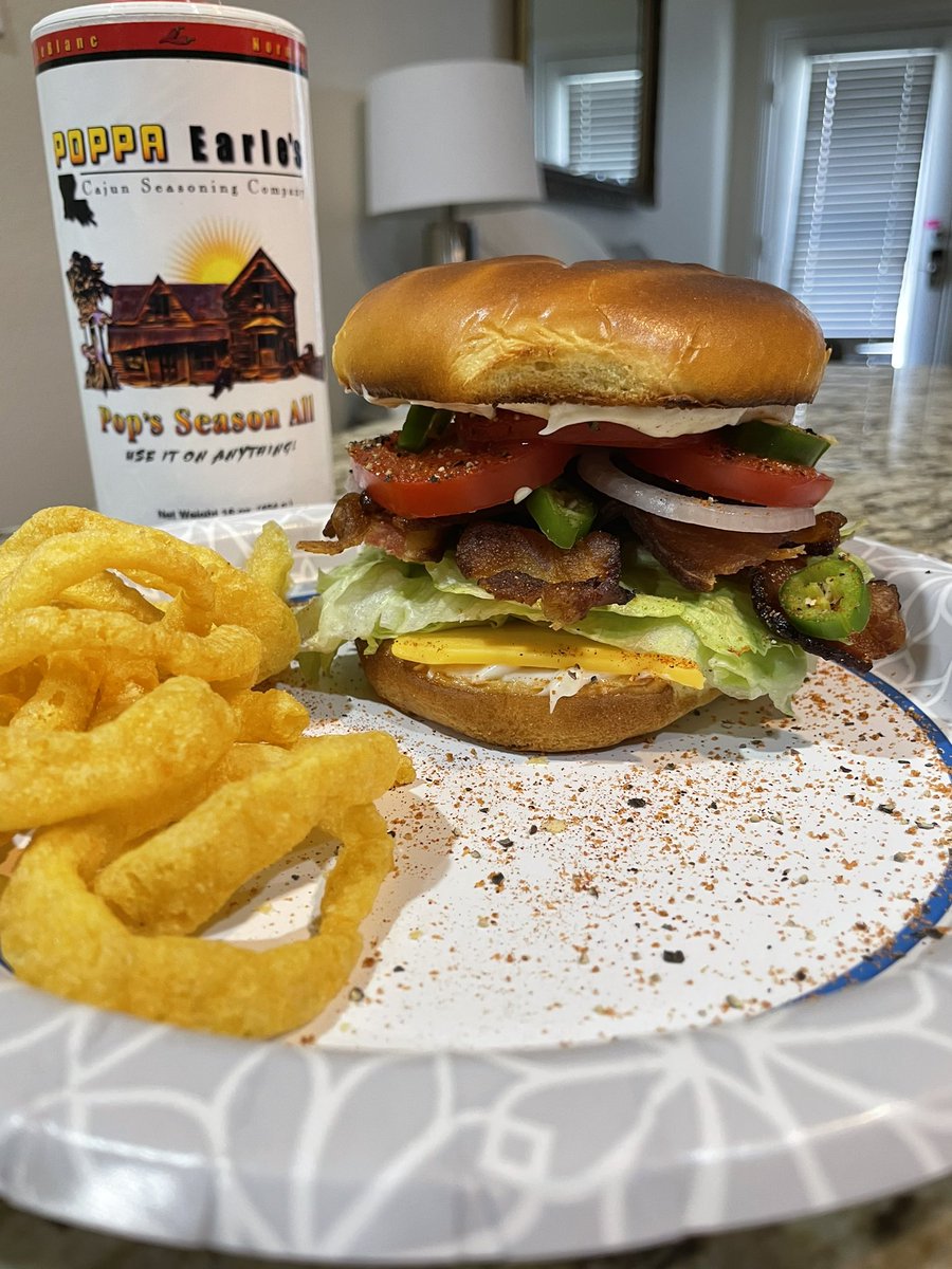 StewsSauce's tweet photo. BLT Lunch 👊🏼💥
@PoppaEarles https://t.co/jD5jWVUgry