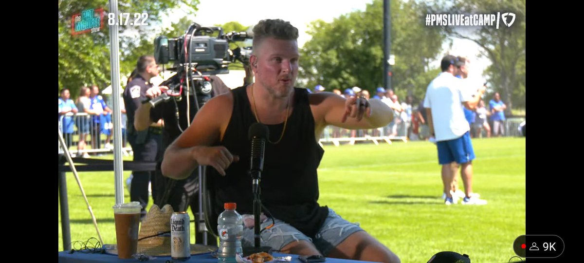 Mackdaddy330's tweet photo. #PMSLIVEatCAMP
@CashApp 
$mmundy330
18 minutes of IRSAY!! https://t.co/0YD6tkLICG