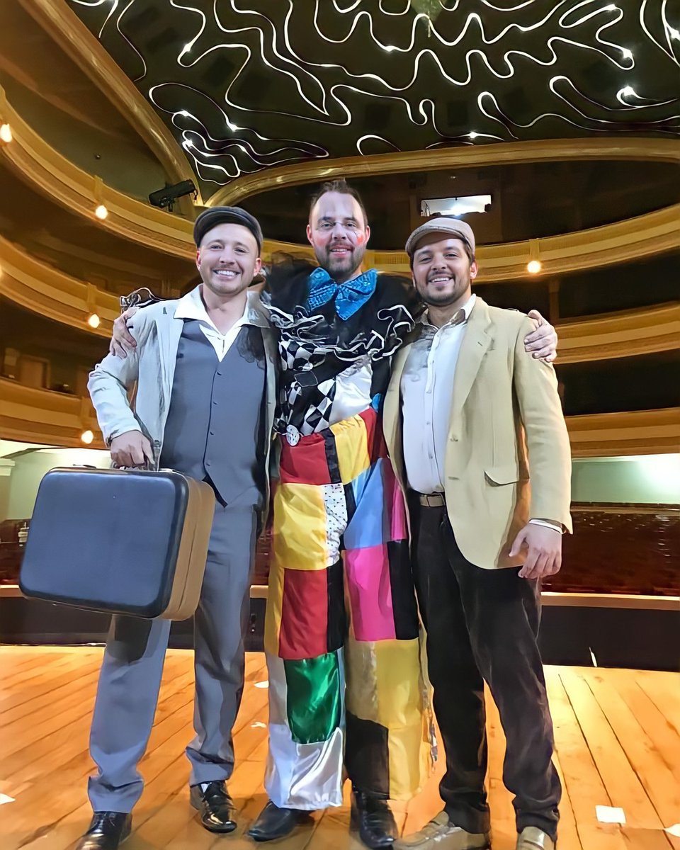 DaniloGomez89's tweet photo. La commedia è finita!
Viva Pagliaccio! https://t.co/QrcEi2RzZr