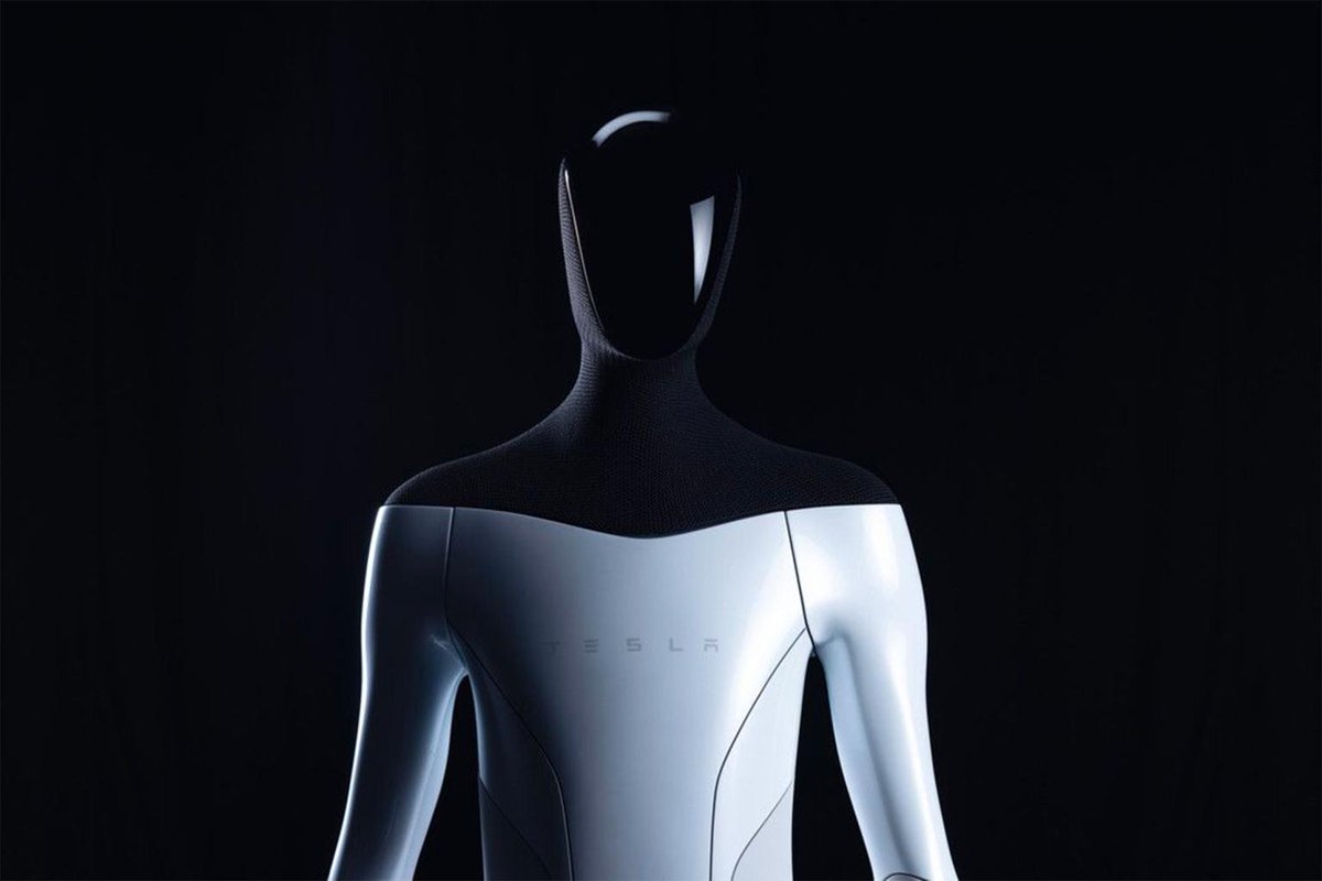 CerfiaFR's tweet photo. 🇺🇸🤖 FLASH | Elon #Musk a dévoilé le nouveau robot de #Tesla d'1m72, qui servira à prendre en charge les tâches "ennuyantes", c'est-à-dire faire la cuisine, prendre soin du ménage et de l'entretien en général. 
 
(Elon Musk) #OptimusRobot https://t.co/Q1JsOubJWw