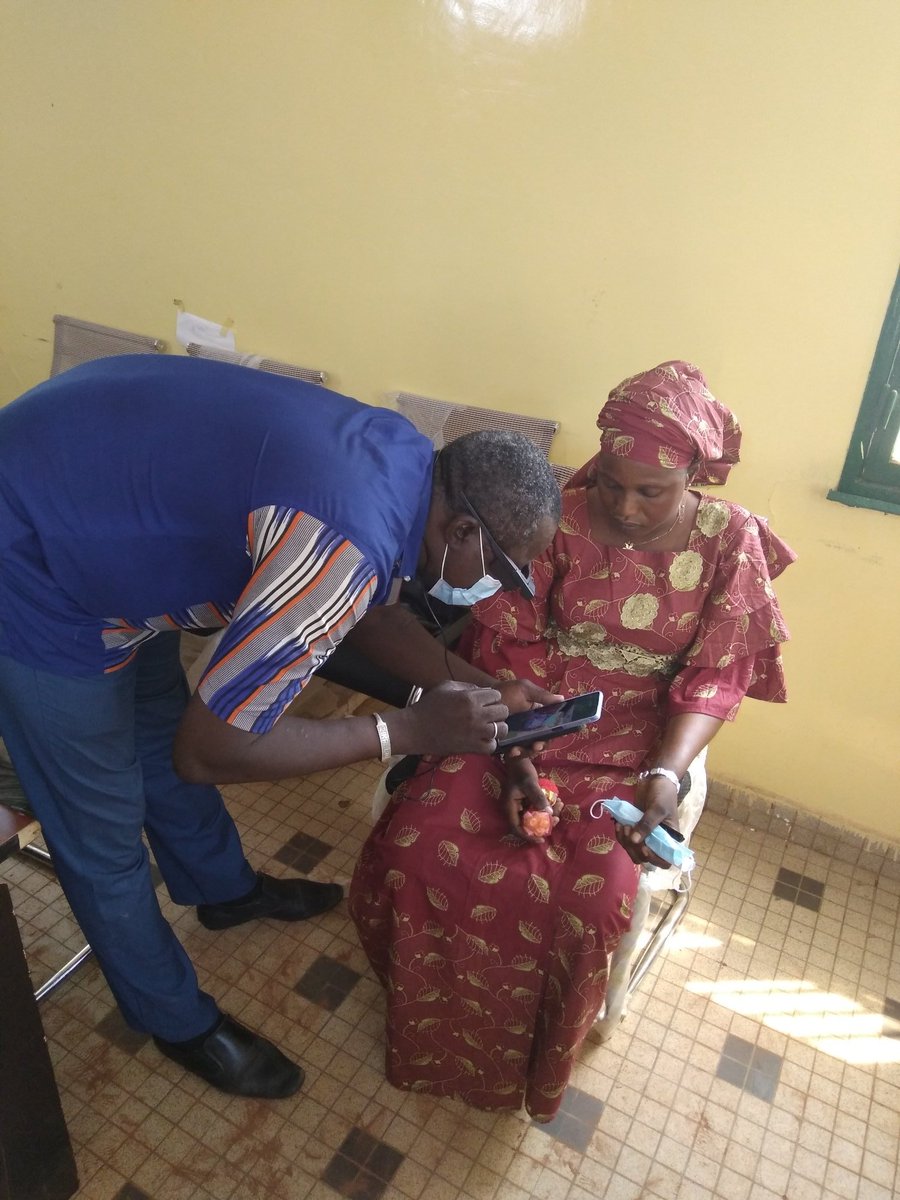 HammadounDia's tweet photo. Grâce à la magie de la technologie, nous avions réussi un test très concluant de teleconsultation avec le DTC du #CSCom_de_Kodougouni, qui est un centre très difficile d'acces pendant la saison des pluies.
@PNUDMALI
#SanDi
#CLEFS
#CIDIS
#UdS
#ANTIM 
#MSDS
#PNUD https://t.co/Ne5sAb1Tbz