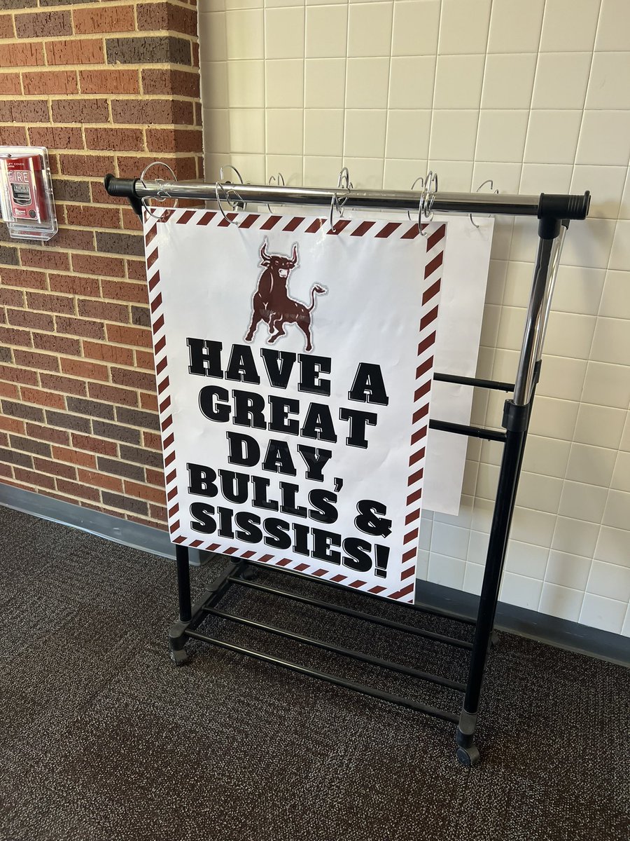 tenilleshade's tweet photo. @KyleHatcher62 and @bo_jeter are setting teachers and kids up for success at the intermediate school. @BridgeportISD is lucky 🍀 to have them leading the charge! https://t.co/FpHYPUjT0P