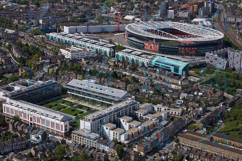 We'll be the first to put our hand up &amp; admit that we had no idea that The Emirates &amp; Highbury were this close...

Also, how much the new apartments still resemble Highbury Stadium is quite cool.