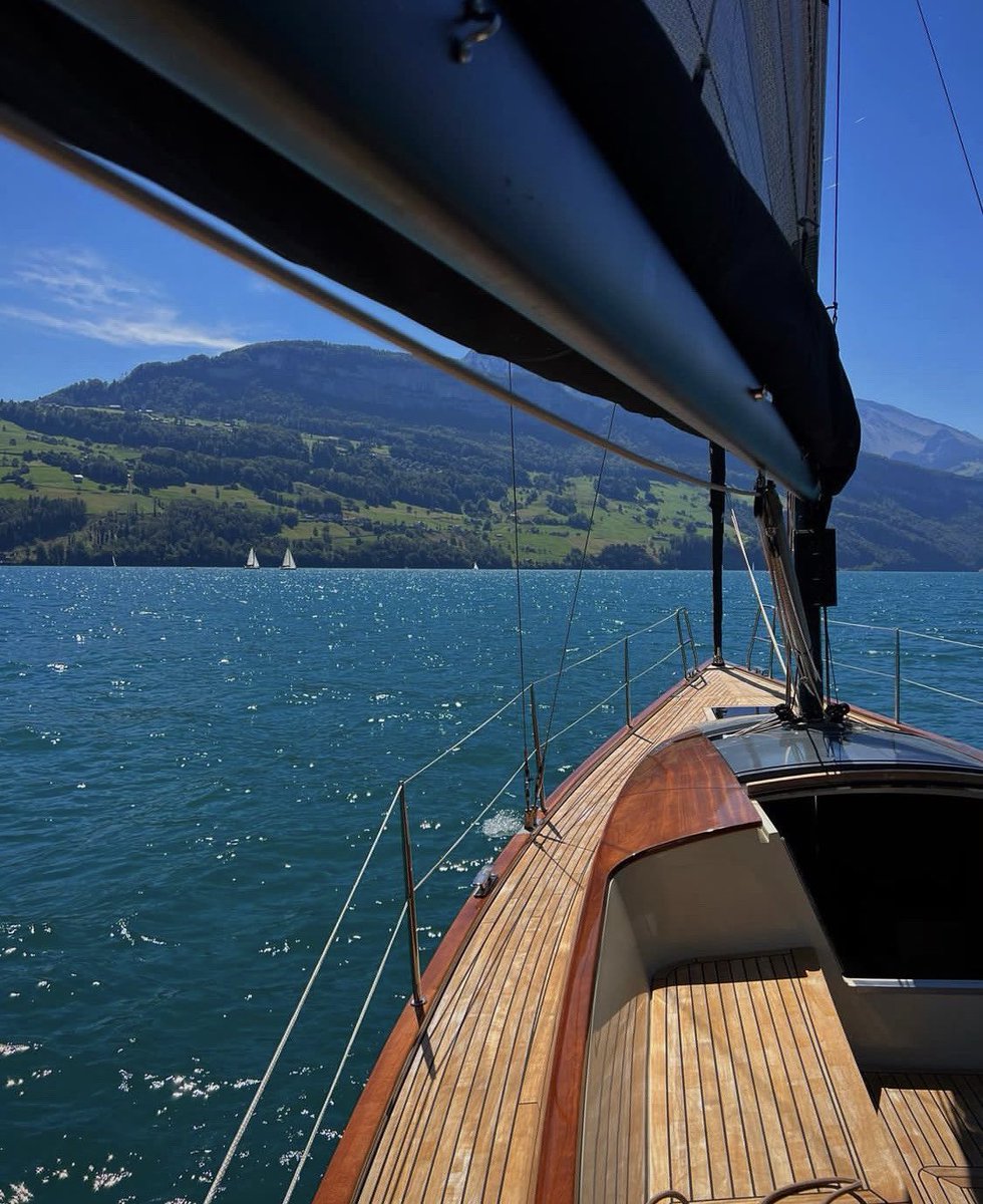tmbIrpics's tweet photo. Need a boat trip https://t.co/vnaDqIEo9T