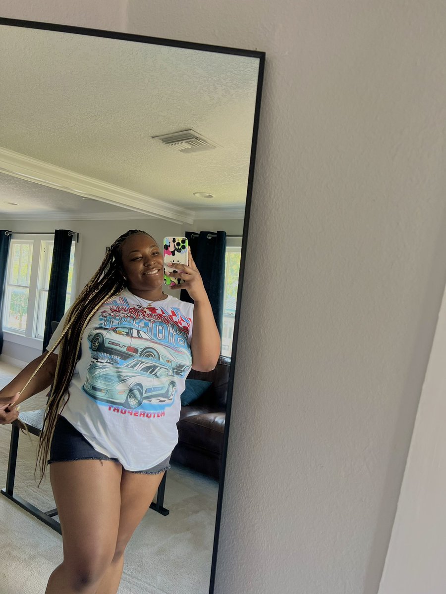 jackieshannel's tweet photo. #bOSURollCall
hey! i’m jackie 😅
- 3rd yr
- Criminal Justice major!
- #614
- newark ➡️ main transfer!
looking for friends ❤️ https://t.co/tdzAHBVYgA