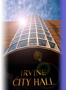 TheLiberalOC's tweet image. Supporters rally at Irvine City Hall to beat the heat, calling for action on climate - theliberaloc.com/2022/08/17/sup… rally at Irvine City Hall to beat the heat, calling for action on climate