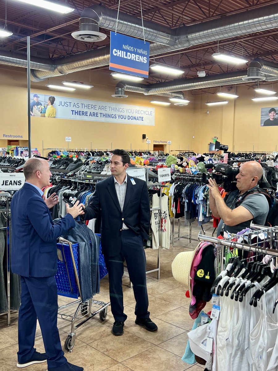 TrosperPR's tweet photo. We celebrated National Thrift Day at @GoodwillVegas with @news3lv's Kyle Wilcox as he showed us some of the amazing deals you can find at your local Goodwill store! #NationalThriftDay #Thrifting #goodwillfinds https://t.co/TVhLDobpfI