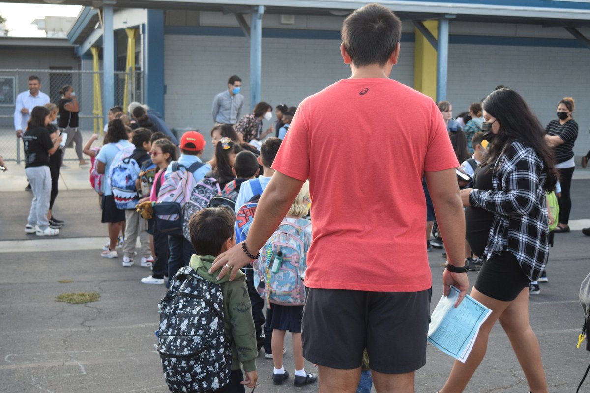 SunnyvaleSD's tweet photo. Happy First Day of School everyone! So wonderful to see everyone! Looking forward to a great year! Share your photos by using #SSDFirstDay or email alia.wilson@sesd.org. #WeAreSunnyvaleSD https://t.co/sh5l3PNnlC