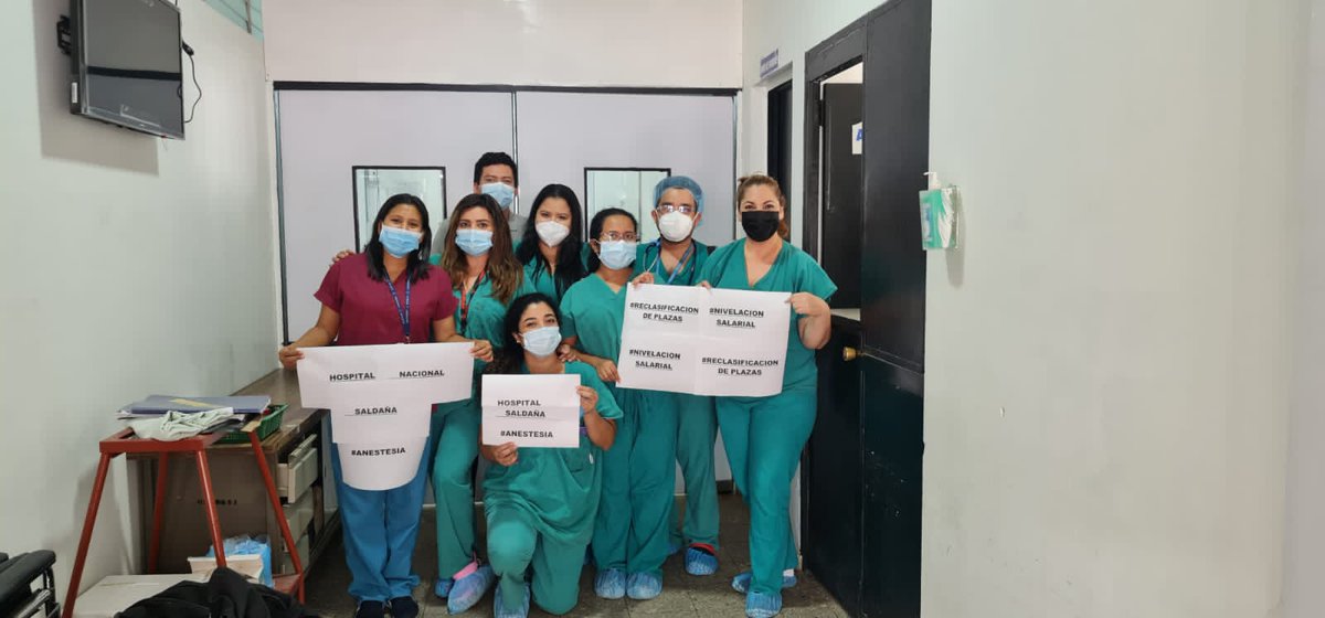 NuilaKarina's tweet photo. #nivelacionsalarial #anestesistaspresentes #Reclasificación #SOYUNHEROEANESTESISTA #Escuchenalosanestesistas https://t.co/Ob9IFWHtBT