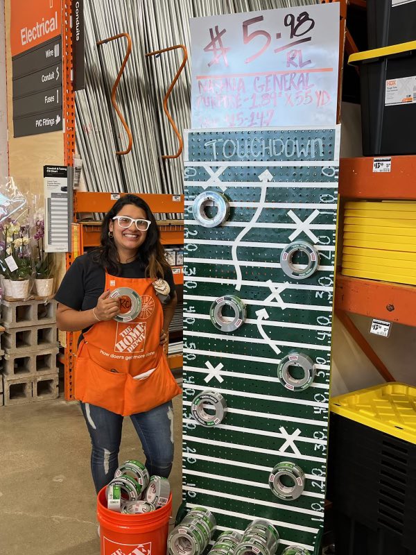 1909 ready to score a Touchdown with duct tape RVP sku!! Great job to associates Darci and Blanca!!! #the1909way @White2Dawn @Manny_CubFan @LemmaTony