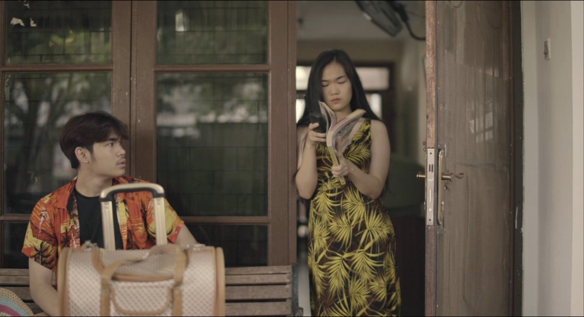 Rumah Kuta Kita
Netanya Yemima, Indonesia, 2019

Tanu dan Fani adalah sepasang kekasih yang harus membatalkan rencana honeymoon ke Bali karena situasi pada tahun 1998 sedang tidak kondusif.