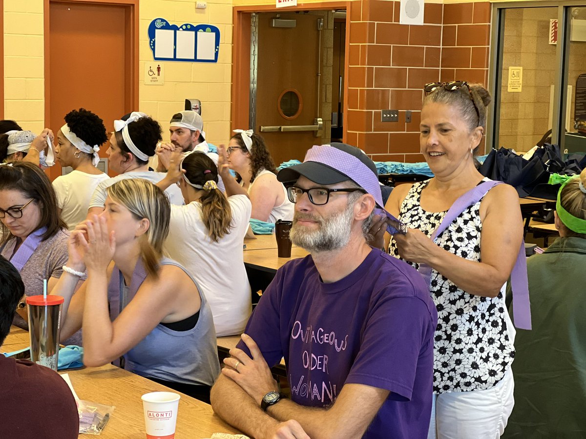 CoonleyES's tweet photo. Coonley Olympics led by our very own Ms. Bertucci & Ms. Metz! These educators brought the 🔥. #togethereverythingispossible #thebestarewithCPS https://t.co/N3O3LrjtEq