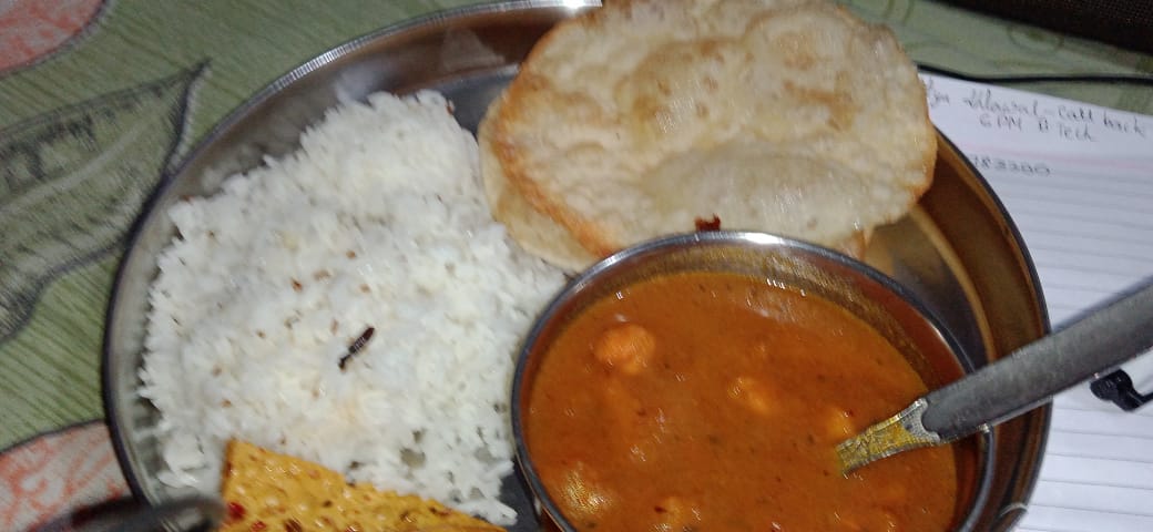 KopaljiKuaria's tweet photo. छोले भटूरे बनाने की पूरी रेसिपी - Delhi Wale Chole Bhature 100% fulengechole bhature recipe, cookingshooking, chole bhature delhi, delhi style chole bhature, punjabi chole bhature https:/ https://t.co/QCX3qdsE42