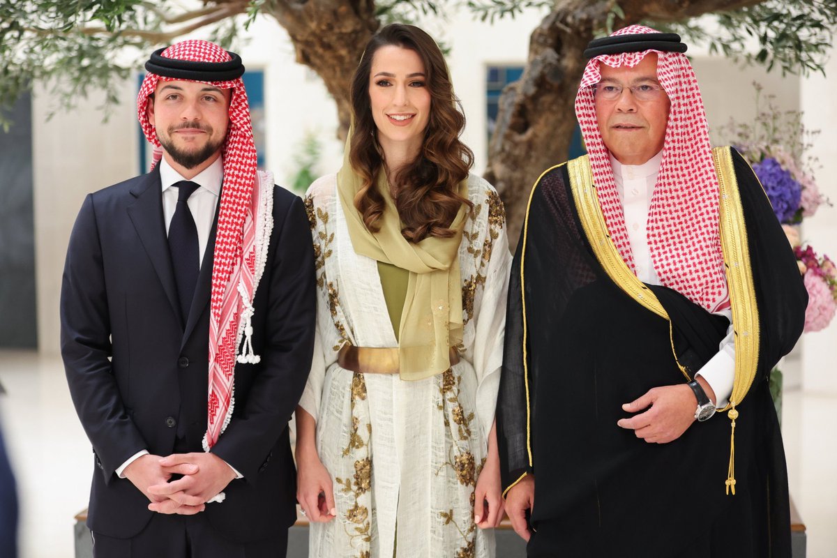 gorgeous4ew's tweet photo. من خطوبة ولي عهد الاردن ورجوة  آل سيف اليوم في الرياض 🇸🇦🇯🇴 https://t.co/712Skf5Wg6