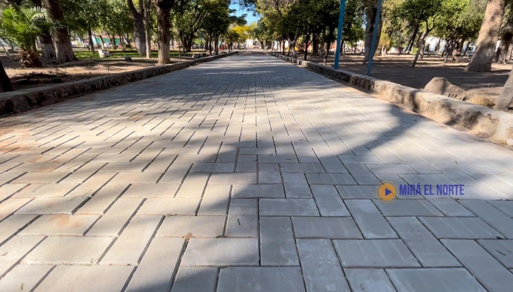 laprensadeanf's tweet photo. Villa Quilino se prepara para la reinauguración de la Plaza Sarmiento https://t.co/FnQuv7Dec9 https://t.co/hUv6FGRfUE