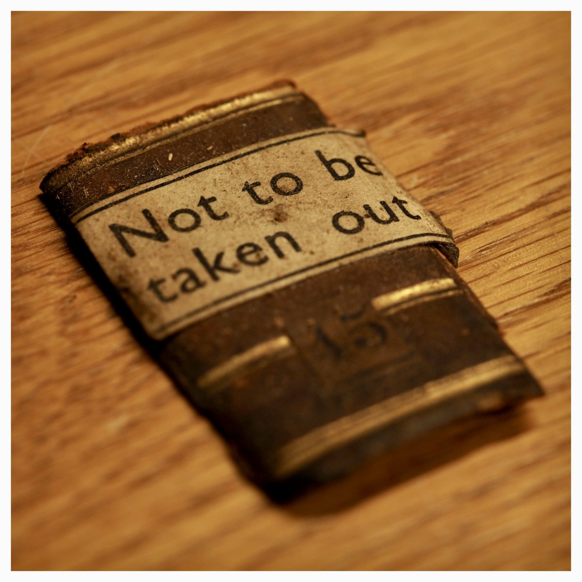JillWhitelock's tweet photo. Sad little binding fragment. One for @suz_paul and @mmpawlikowski. https://t.co/7MsUblkqjr