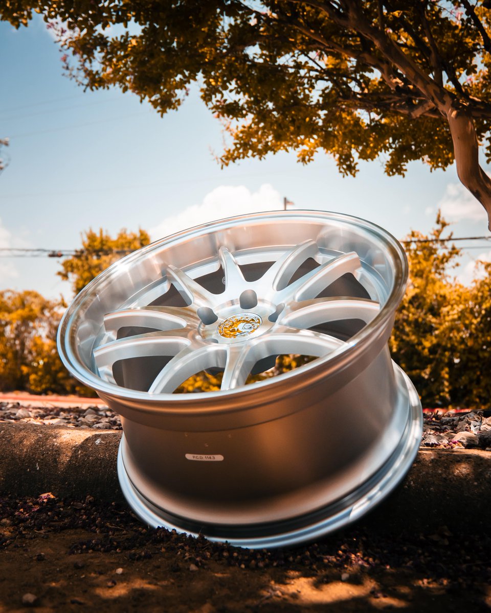 FitmentW's tweet photo. @aodhanwheels | DS02 Hyper Silver

WE WORK WITH ANY BUDGET💰
FOR PRICING &amp; AVAILABILITY CALL US

(469) 524-3013📲
https://t.co/q44CyFtTtx📲 https://t.co/QthdIbiBbS