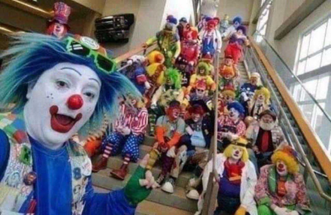 cchailattee's tweet photo. The MHA community after making #MHA363 trending over leaks that never came out #MHASpoilers #bnha362 https://t.co/zoVKiAeFSr