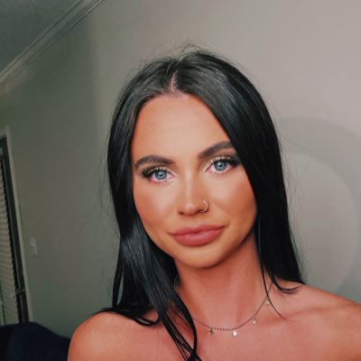 ItsssAB's tweet photo. #NewProfilePic https://t.co/OrOd8wZRDw