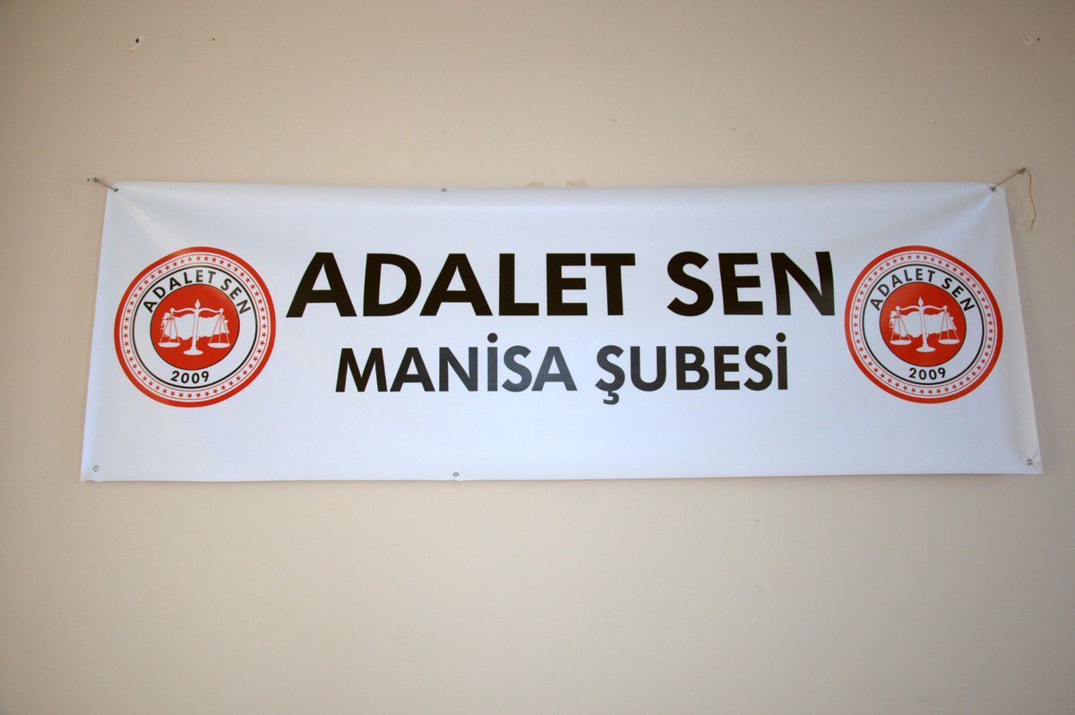kemal454517's tweet photo. 10 yıldır komik rakamlarla eşit ve adil dağıtılmayan maaş promosyonu adaletli ve emsalleri gibi verilmeli! #Adaletse35BinleBaşla https://t.co/khkZJAiW8P
