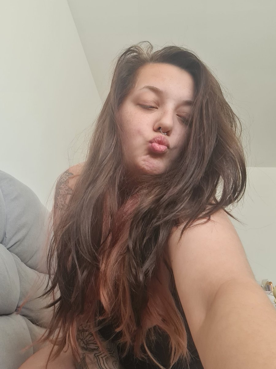 Hannahrette99's tweet photo. Guess who's back.... back again 

paypig findom whalesub beta cuck alpha alphacouple walletdrain walletslave humanATM finD https://t.co/UMjAcm8jGm