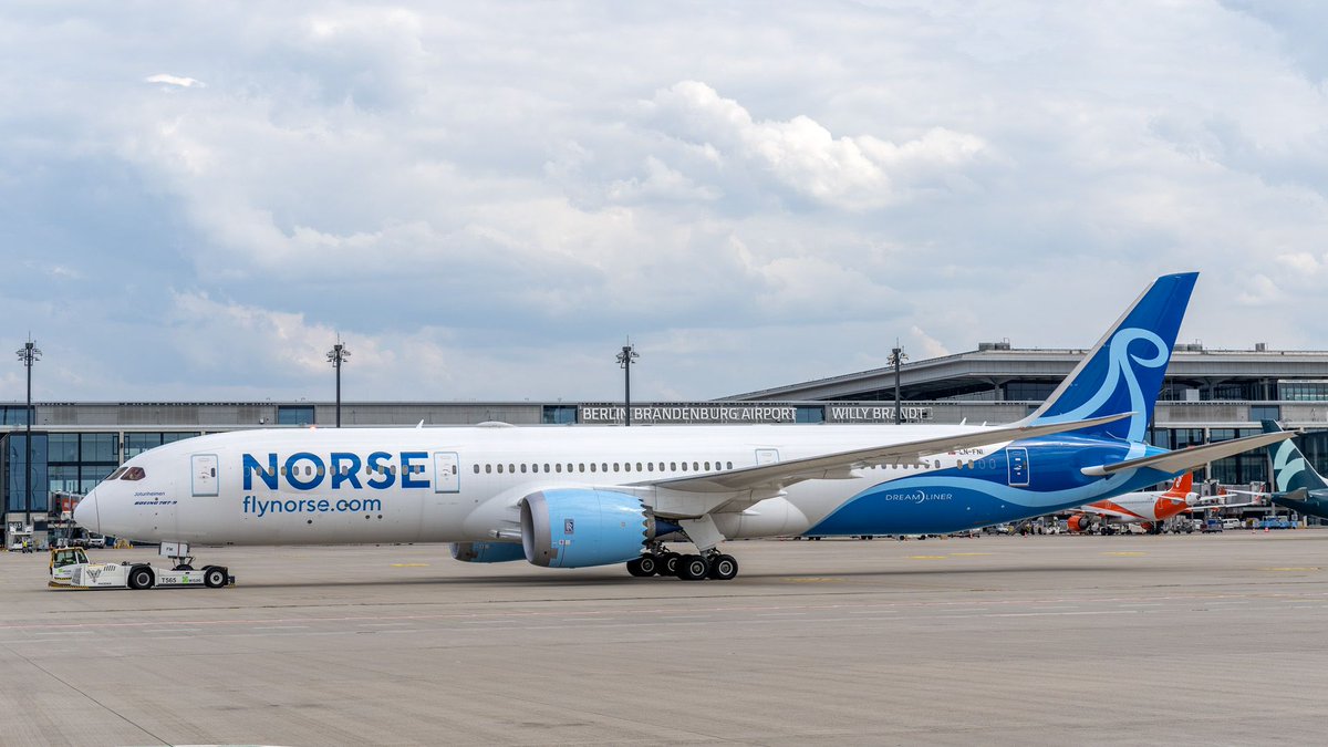 berlinairport's tweet photo. Flight N0 601 has taken off from BER for the first time. With @flynorse you can get from #BER to New York @JFKairport in 8:40 hours non-stop every day as of today. We say: Welcome at BER Airport! #BERconnects #NewYork #Norse #berlinairport #helloBER https://t.co/gjcjpeQJUj