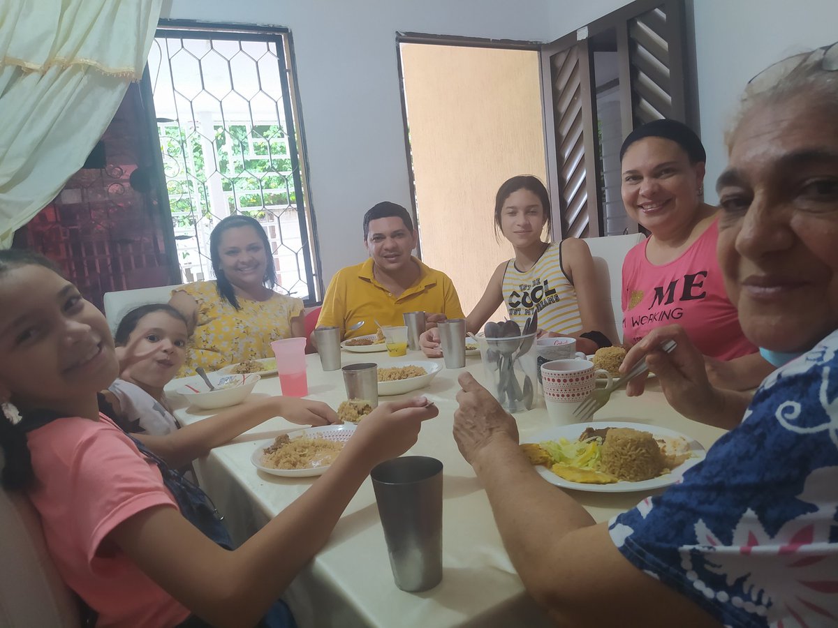 wendypcabarcas's tweet photo. Family time!!! https://t.co/8bv9VXUW7n