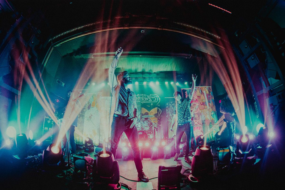 DGDtheband's tweet photo. 8.16.22 // Detroit, MI
📸: @matthuecole https://t.co/L7yK6Py8MY