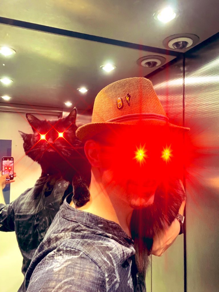 paddepadde's tweet photo. @KanutoTakumi @EinundzwanzigHH Hell yeah!
#catstogetherstrong
#Bitcoin
#hyper
#hyperbitcoinization
https://t.co/LZiPDgov2q https://t.co/qJi5HkYoK7