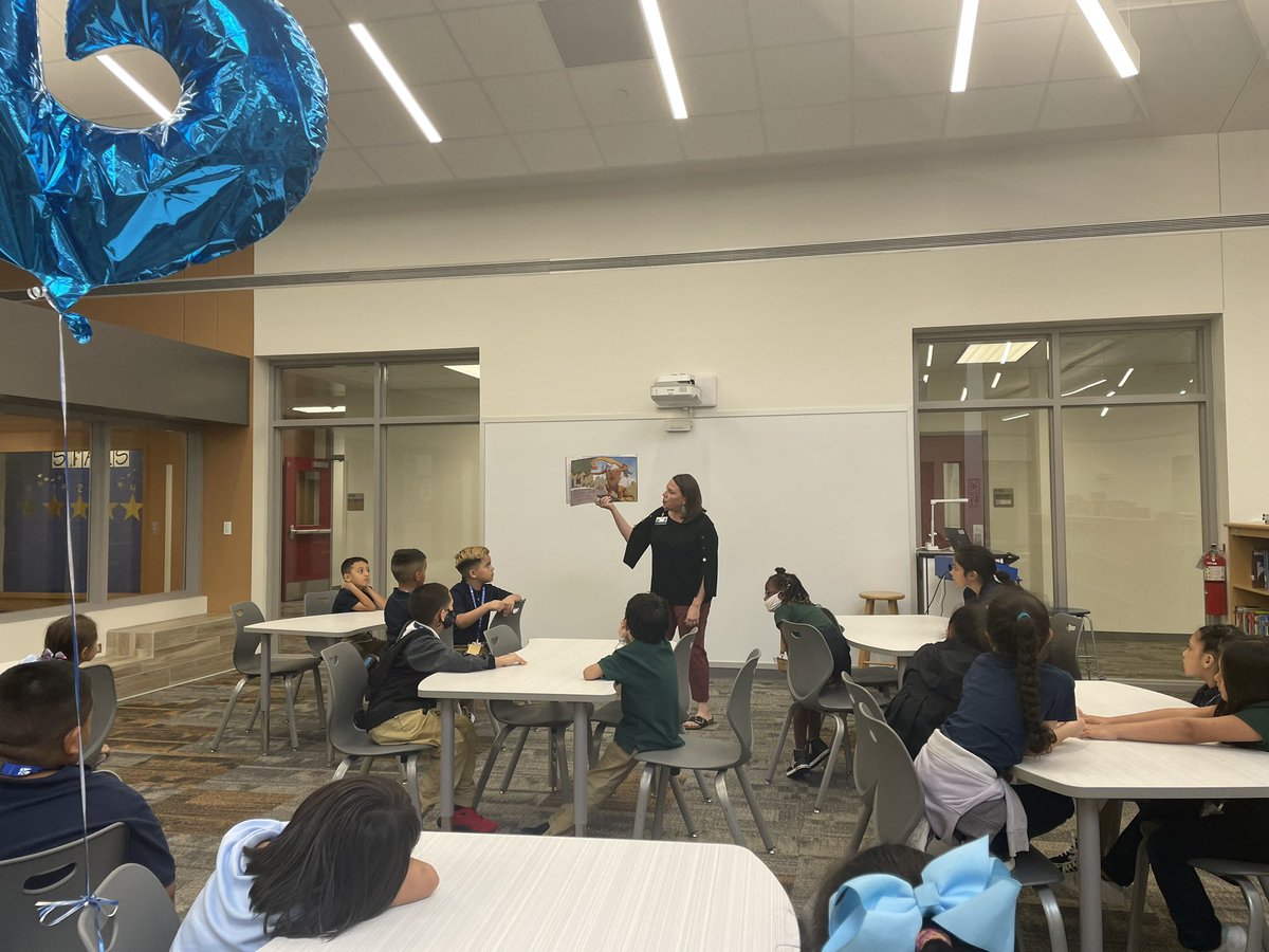 First time at the library this year. No better start than a read aloud with the best librarian! <a href="/bcebisonread/">@BCELibrary2.0</a> ❤️ <a href="/Buffalo_Creek1/">Buffalo Creek Elem</a>