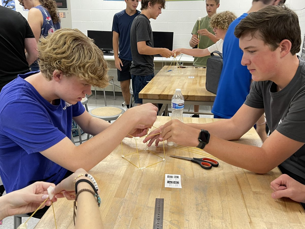 Ms. Stewart tweet media