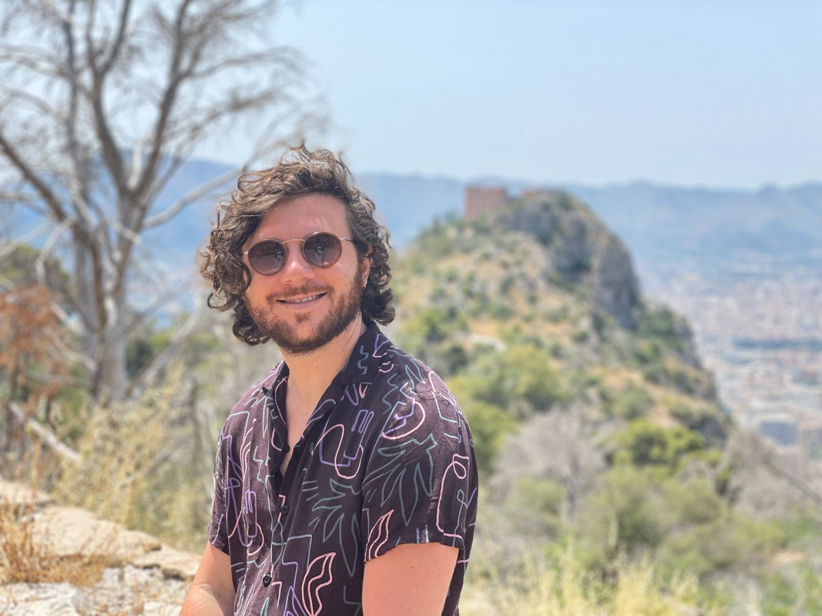 UK_GSACS's tweet photo. I am Enrico Casella, 5th year PhD candidate, president of GSACS. I aim to create a social environment where all of us interesting people can come together for fun, support, and good conversations. I play basketball, love food (cooking + eating), and have a soft spot for pitbulls. https://t.co/S9ODSvBH7J