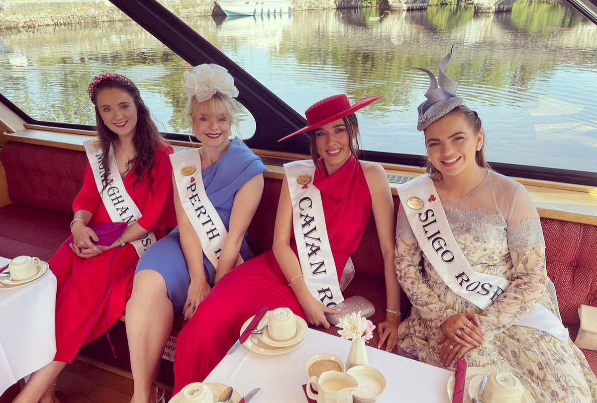 SligoRose2022's tweet photo. Eiméar enjoying her boat trip with the Monaghan, Perth, Cavan Roses on Moon River Cruise Boat 🛳🌊

@RoseofTralee_ 
@MonaghanRose 
@Perth_Rose 

#sligorose2022 #roseoftralee #RoseTour #leitrimrosetour #sligo https://t.co/SE5emrAmLZ