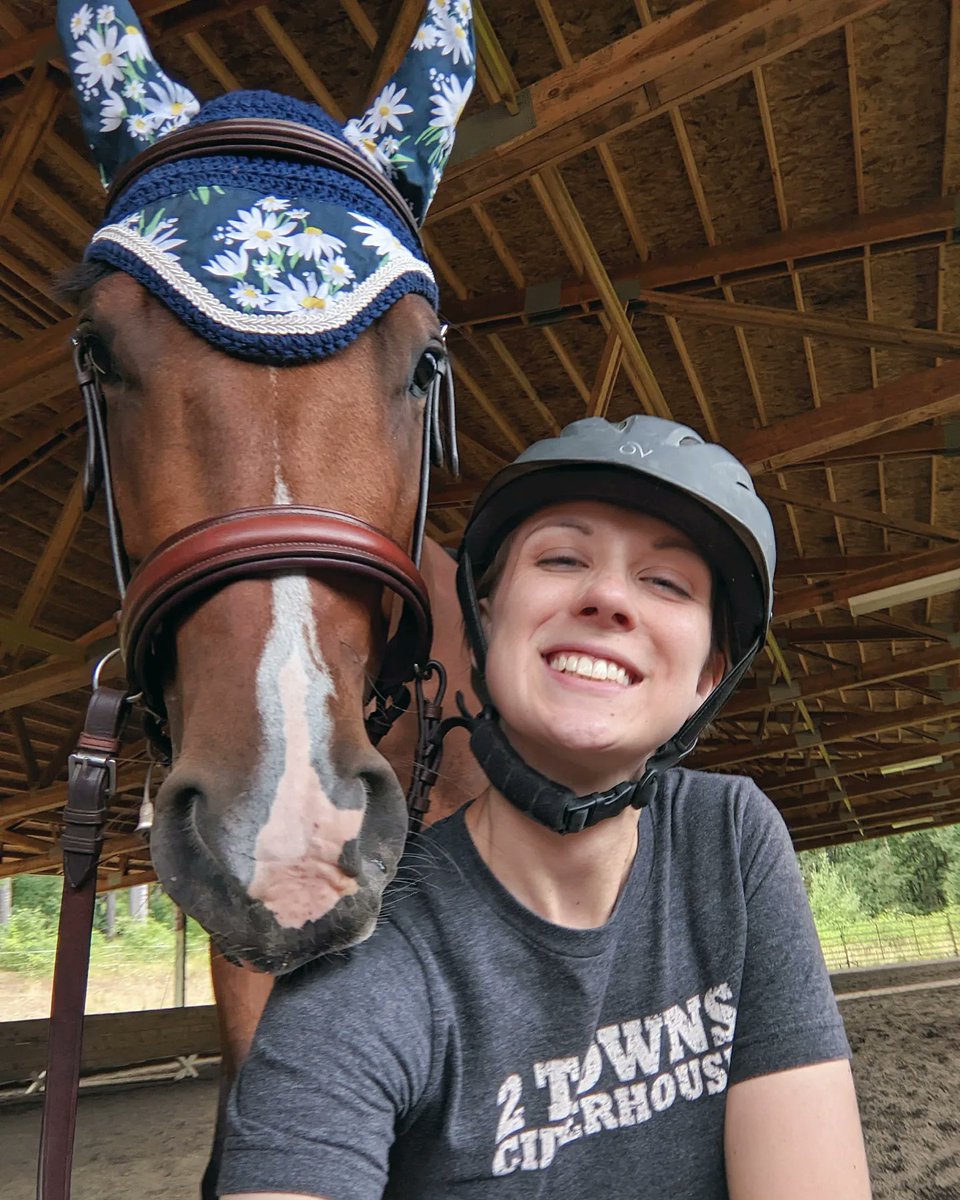 lifewithalula's tweet photo. Looking to follow other folks using positive reinforcement and #clickertraining with their horses.
I'm in the process of starting my young mare under saddle with LIMA training. We are #bitless and no spurs/crops. It's been going well! π https://t.co/B7LHnBvYr3