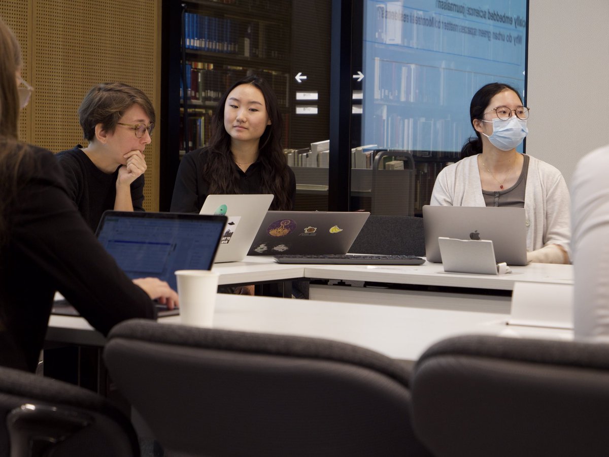 JournalismCU's tweet photo. That's a wrap for Projected Futures 5! Our award-winning science journalism summer school returned this year in-person and welcomed guest speakers @rkhamsi, @sabouzz, @hannahh and @apoorva_nyc! Good job to this year's cohort! 🎉 @Concordia @FASConcordia @dmsecko @cristina_sanza https://t.co/fcGfNch6QR