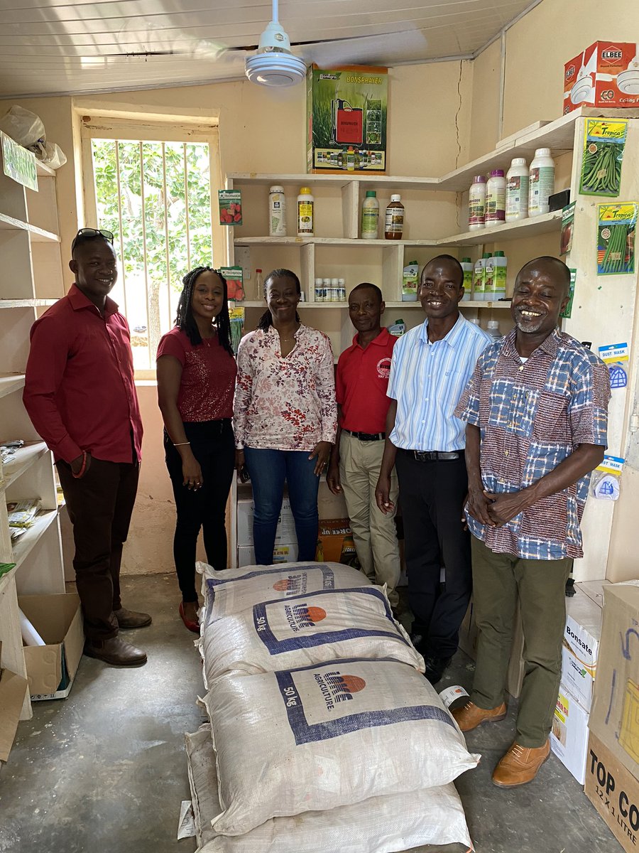 amaofei's tweet photo. @OrangeCornersGH Ho, did not disappoint! From innovative mushroom farming &amp; processing to mordern auto engineering &amp; creative farming models. @NLinGhana &amp; @MDFafrica team are proud to support your journey. Hello Tamale, we are heading your way next, what do you have for us? https://t.co/EA7C2wP2im