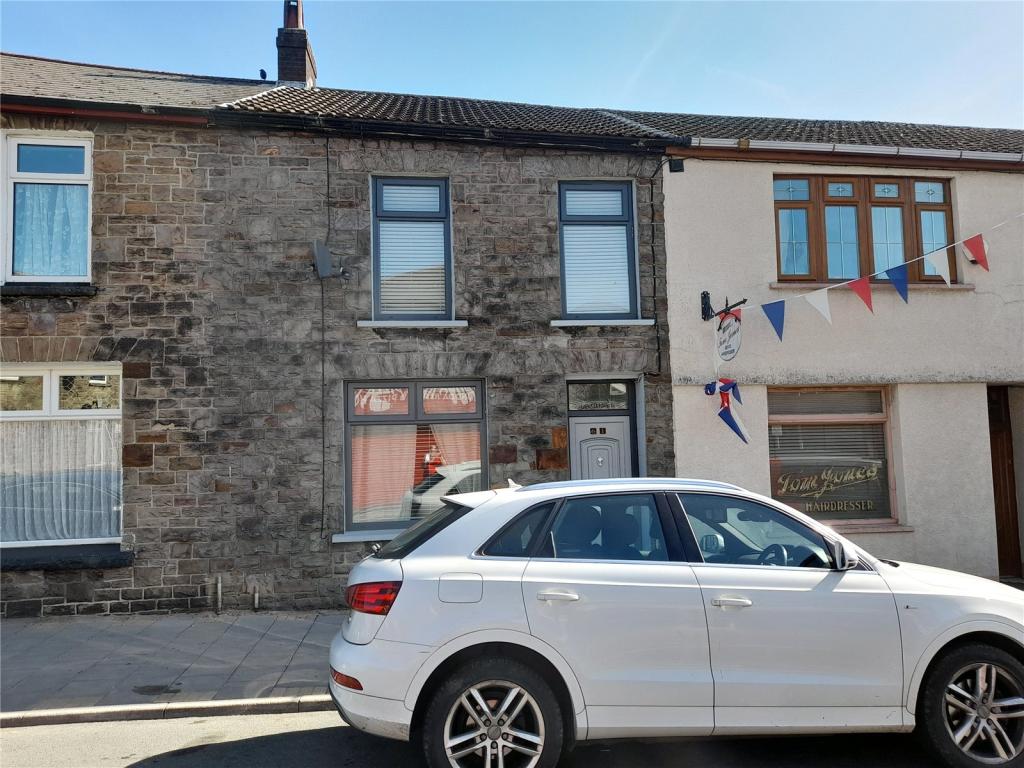 😊😊😊😊😊😊😊😊😊😊😊😊😊😊***    CALLING FIRST TIME BUYERS   ***

*   TWO BEDROOMED MID TERRACE HOUSE
*   CONVENIENT MAIN ROAD LOCATION CLOSE TO LOCAL SHOPS 😊😊😊😊😊😊😊😊😊😊😊😊

zcu.io/kDgv