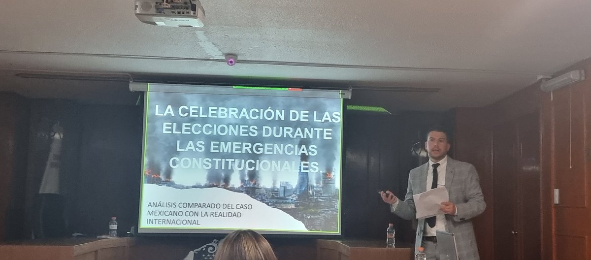leopalacios85's tweet photo. Como siempre,  un deleite escuchar a mi amigo el Dr. @Manu_cabanas. En esta ocasión,  hablando sobre democracia en épocas de crisis.

#SomosTEEM 
#teem https://t.co/xIl0QfWti9