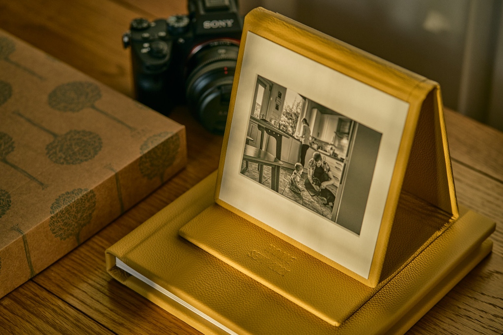 LoveGetsSweeter's tweet photo. I know we live in a digital world now, but I'm all for helping you create keepsakes you can hold.

Fancy finding out more about these unique keepsakes? Just ask! I have a fancy brochure for keepsakes and everything :)

P.S I LOVE designing family heirlooms too. https://t.co/g8LOSqOYYx