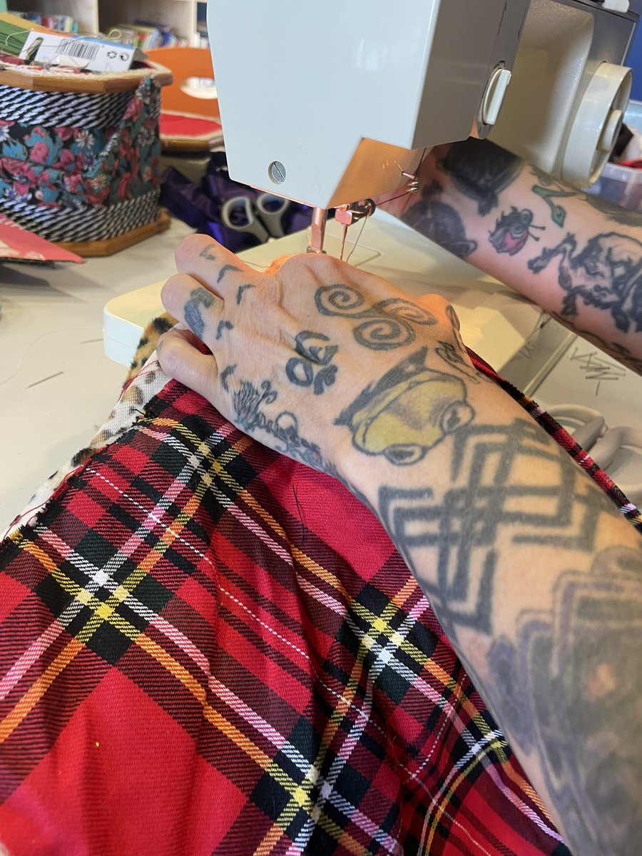 Fylderepaircafe's tweet photo. A great session @leftcoastuk Langdale   Laundrette &amp; Library! Back next Wednesday (24th) 10-4pm #fylderepaircafe #repair #reuse #repurpose #sustainablity #skillsharing #community https://t.co/h7rsKlByUZ