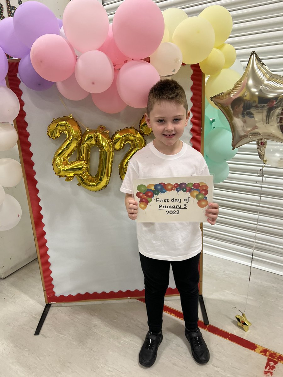 MissHarris2020's tweet photo. First day of P3 😁🌈 (1) https://t.co/iqyFdMWzZ2