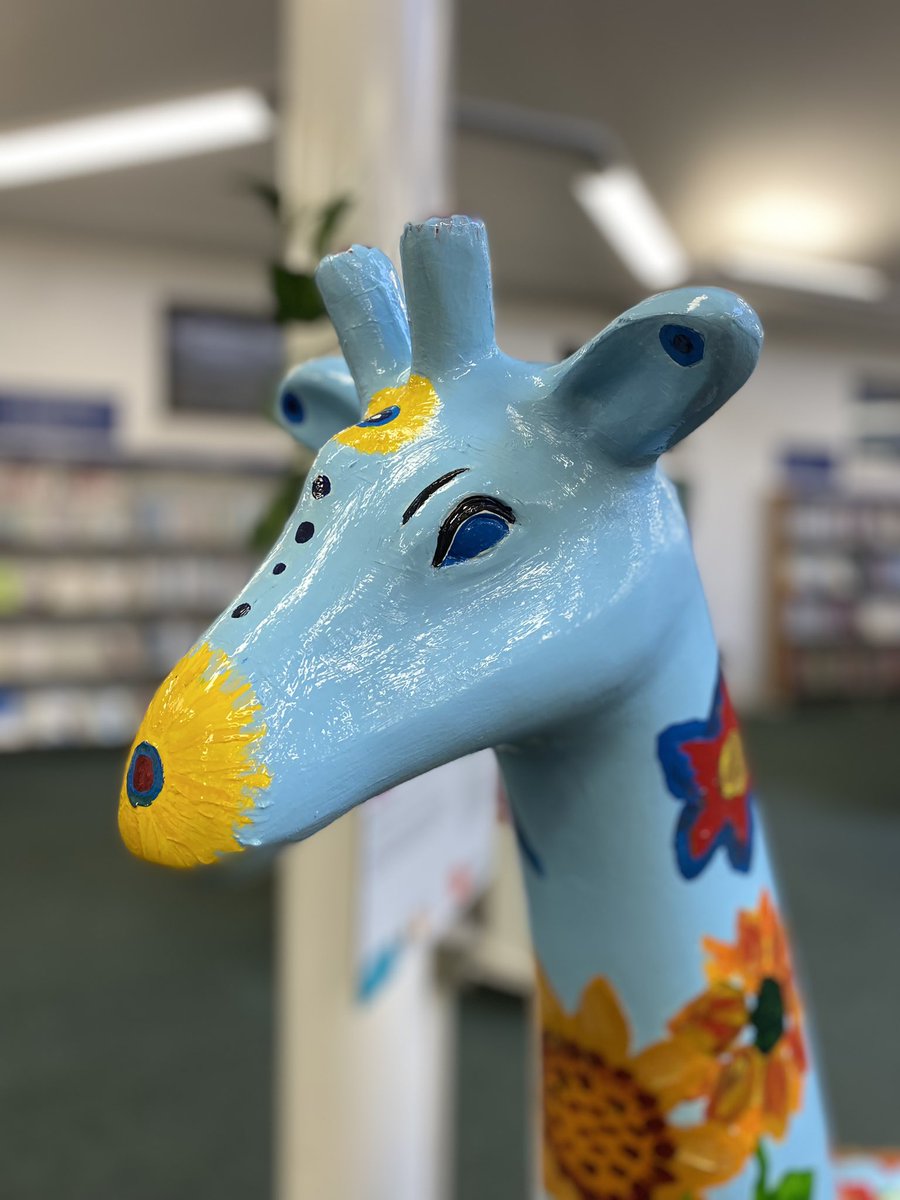 PortyLibrary's tweet photo. If you happen to oot &amp; aboot in Piershill, check out Gemma the Giraffe at #PiershillLibrary as part of #GiraffesAboutTown 

She’s looking swish &amp; floral as all get out so come along and ✅ her off your🦒🗺! ❤️❤️❤️

One does wonder where @PortyLibrary’s 🦒 is however? #notjealous https://t.co/rgNjaTuCK2